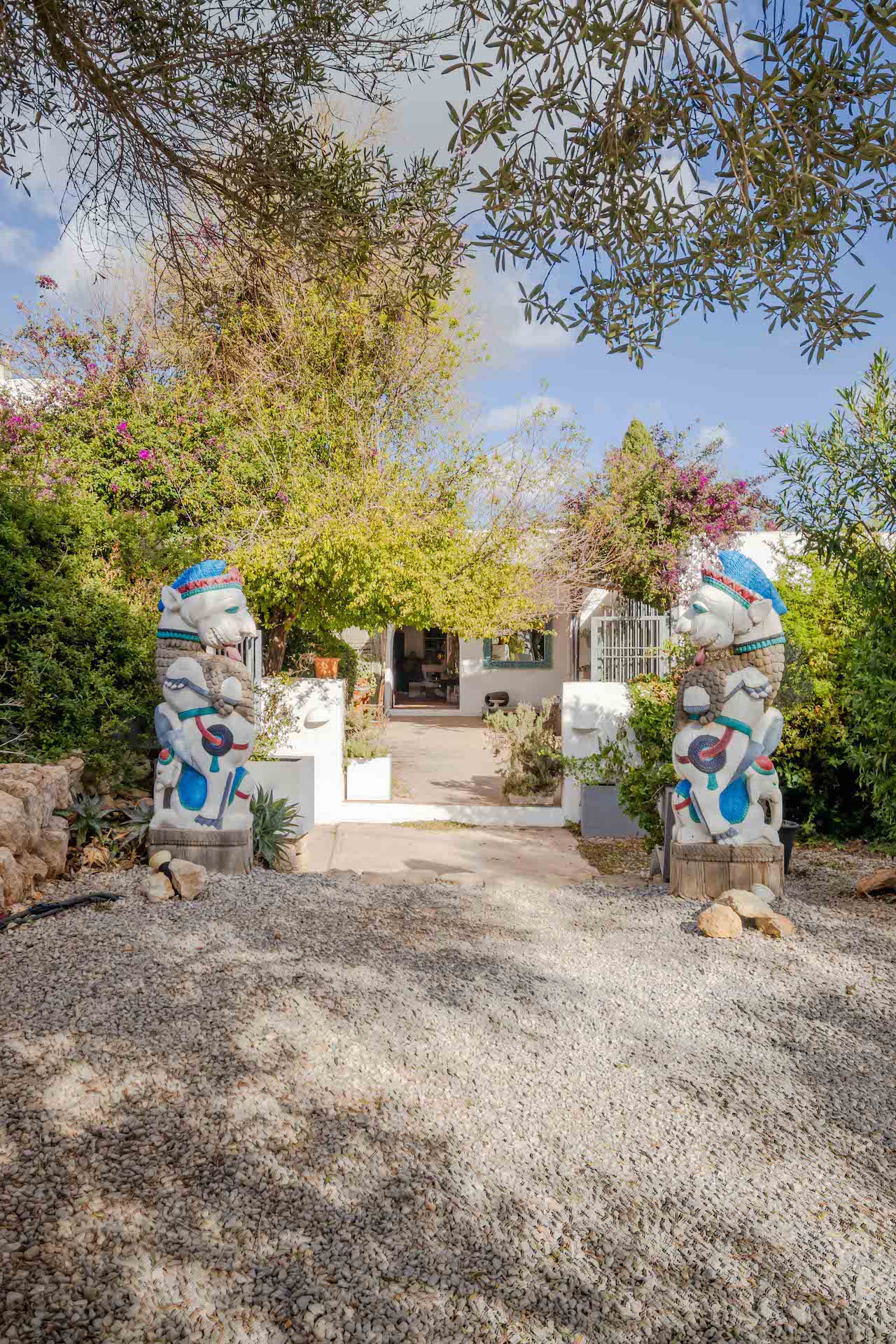 Resa estates Ibiza  finca te koop sale venta Santa Gertrudis entrance .JPG